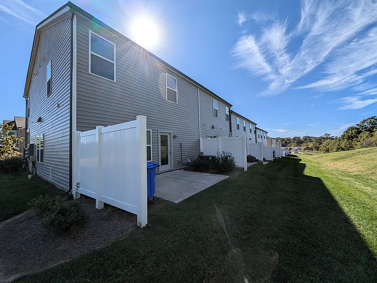 800 Arrington Way #1 — Photo 4