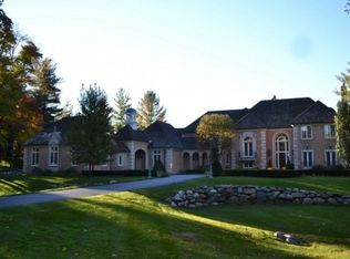 1875 Rathmor Rd, Bloomfield Hills, MI 48304