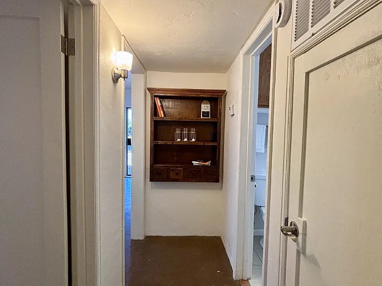 4135 E Bellevue St #1 — Photo 6