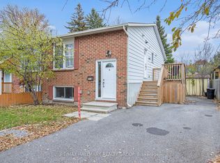 242 Castlefrank Rd, Ottawa, ON K2L 1T5