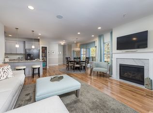 46 Avery Dr N, Center Moriches, NY 11934