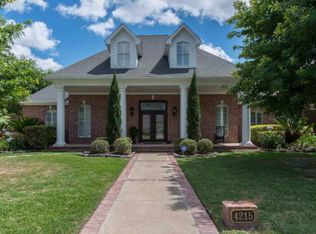 4215 Brownstone Dr, Beaumont, TX 77706