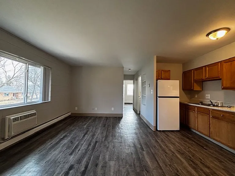 Apartment off 28th and Clyde Park Available — Photo 75