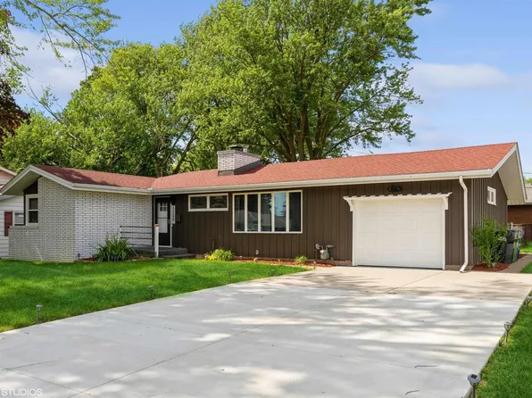 1120 6th Ave N, Clinton, IA 52732