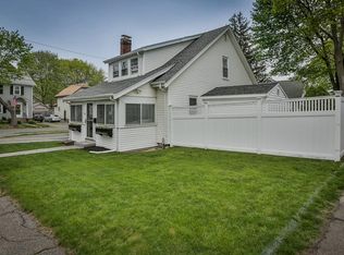 4 Howe St, Milton, MA 02186