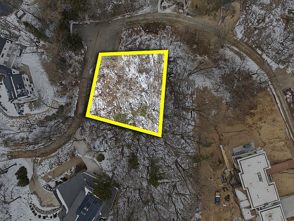 3rd image of 49035 Skyhi Rd