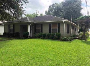 1303 Avenue H, Nederland, TX 77627