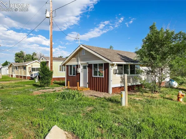 200 Cheyenne Ave, Simla, CO 80835