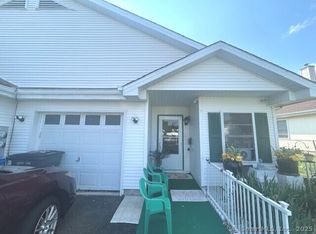 59 Margarita Dr, Hartford, CT 06106