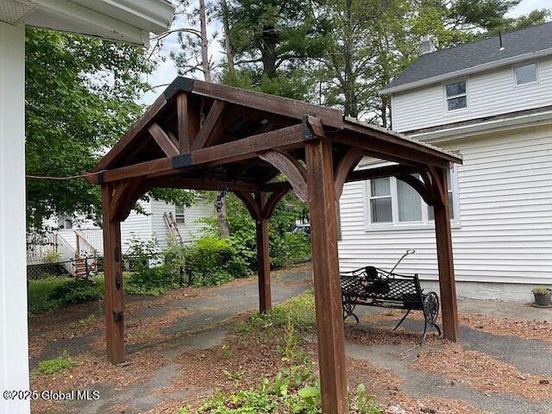 2nd image of 78 Bross Street
