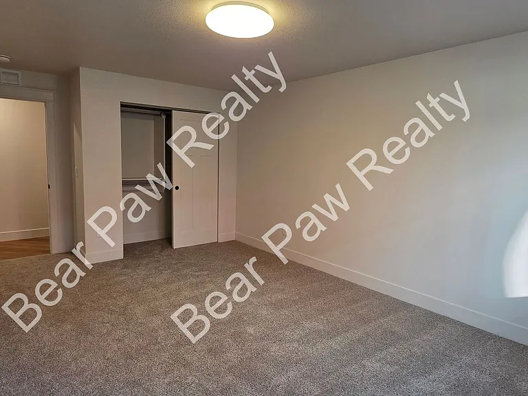 1026 Center Dr — Photo 29