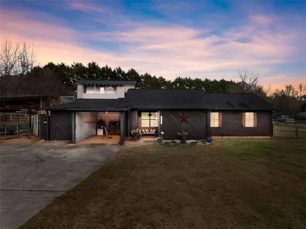 1142 Lewis Roberts Rd, Jefferson, GA 30549