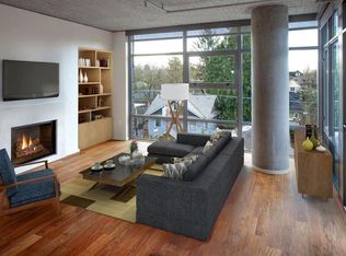 2121 SE Belmont, Portland, OR 97214