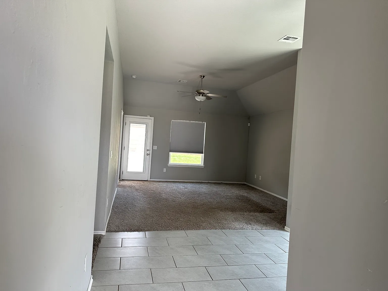 3 bed, 1300 sqft, $1,785 — Photo 3