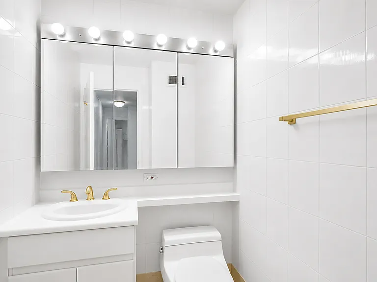 112-01 Queens Blvd #24F — Photo 6