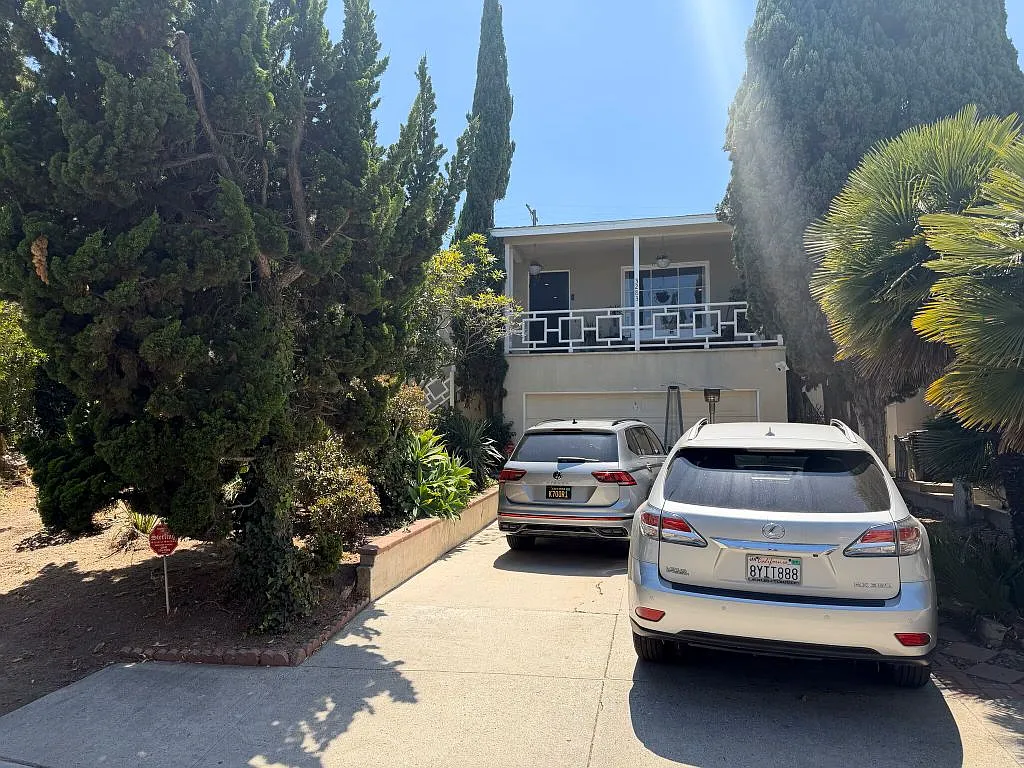 3 bed, 2000 sqft, $7,500 — Photo 2