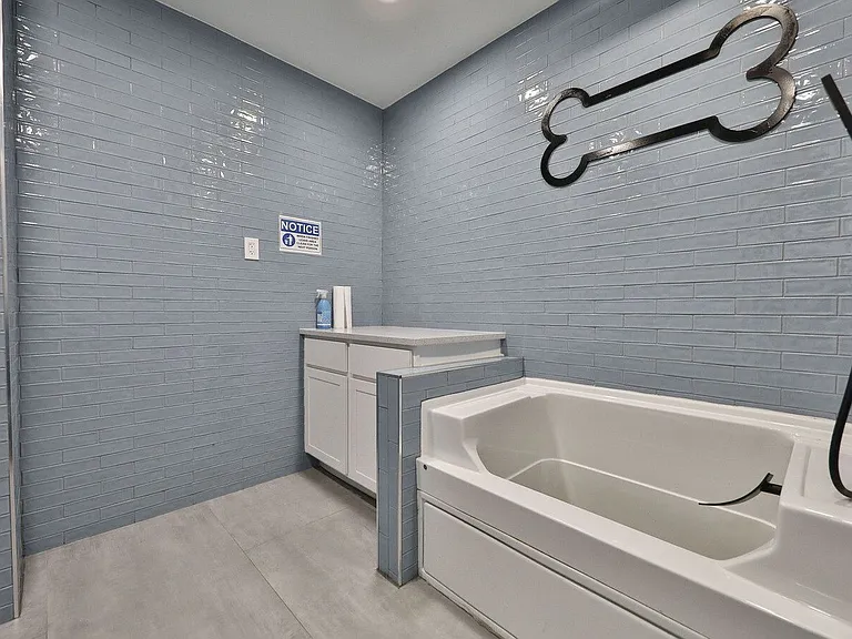 4241 Locust St #B0 — Photo 18
