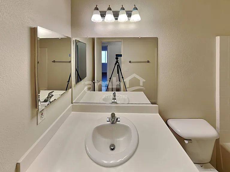 6208 Morning Wing Dr — Photo 16