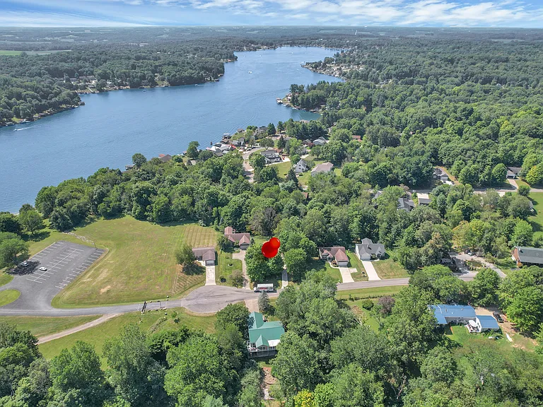 305 Ridgeway Dr — Photo 90