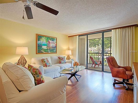 4th image of 220 Belleview Blvd APT 211