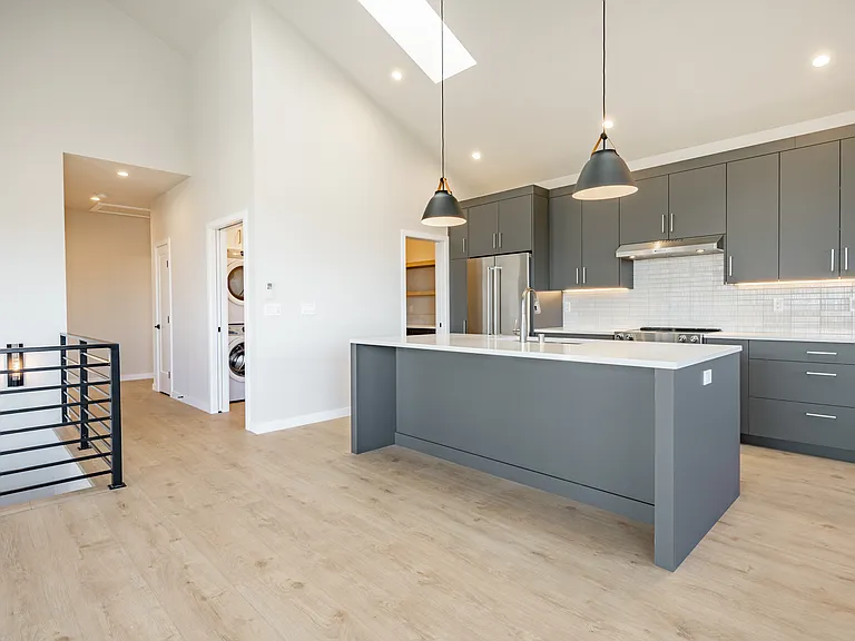 8638 Harborview Rd — Photo 16