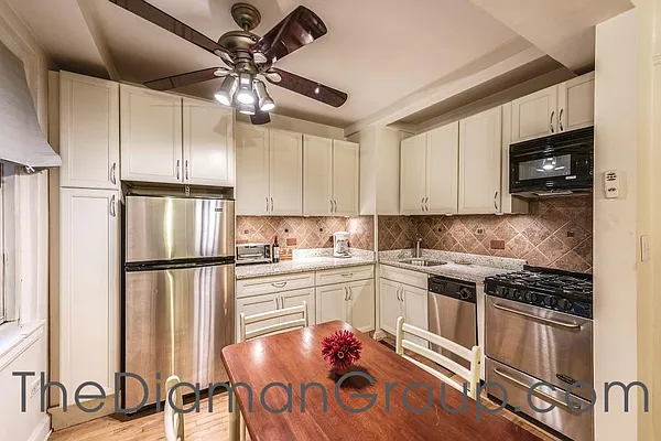 Sold by Diaman Group LLC | media 8