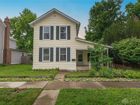 221 E Gunckel St, Germantown, OH 45327
