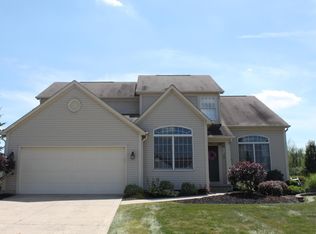 12240 Bentwood Farms Dr, Pickerington, OH