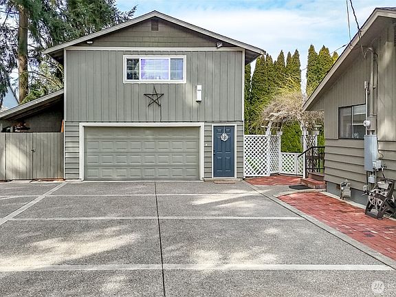2nd image of 5209 87th Street Ct E