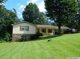 3005 Lynn Dr, Fort Payne, AL 35967