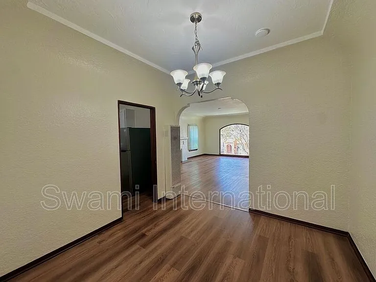 2066 Chestnut Ave — Photo 14