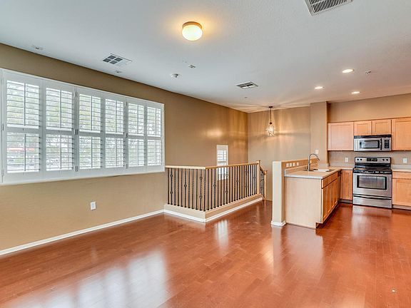 2nd image of 2373 E Huntington Dr