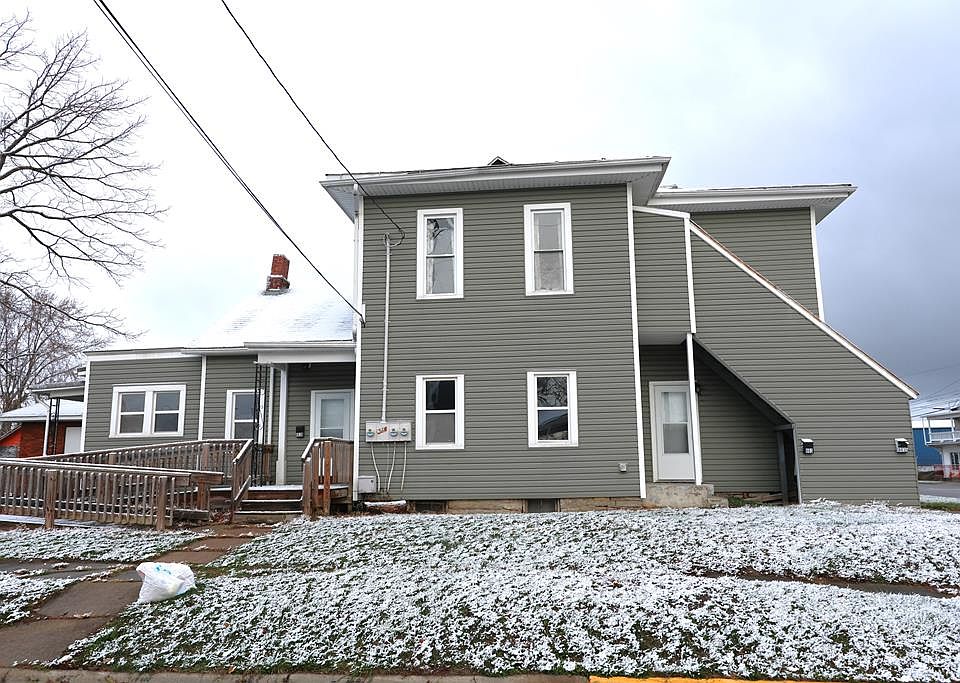 1st image of 803 N Sandusky Ave Rear 1/2