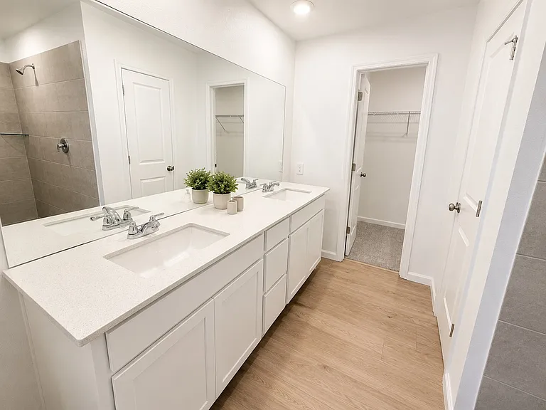 MASTER BATHROOM-STAGED