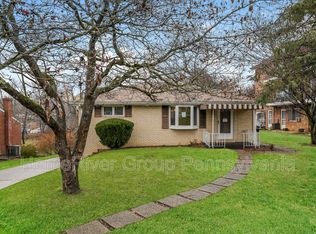 112 Rosemont Dr, Coraopolis, PA 15108