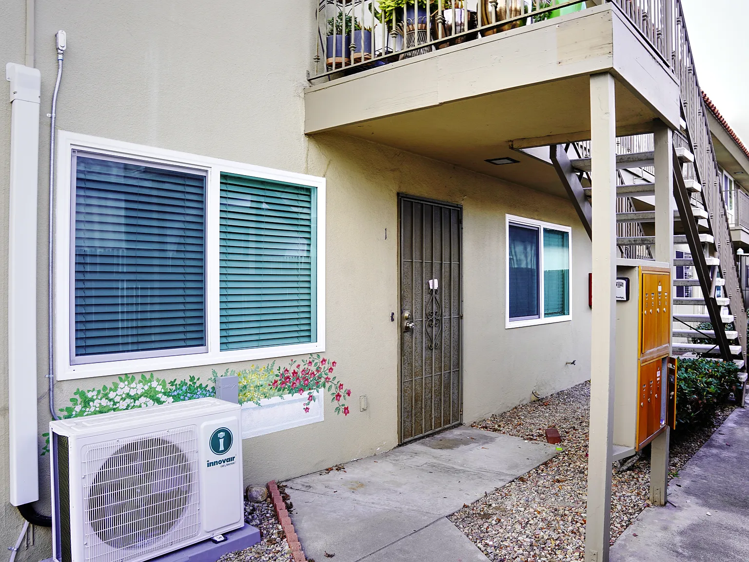 2 bed, 840 sqft, $2,950 — Photo 4