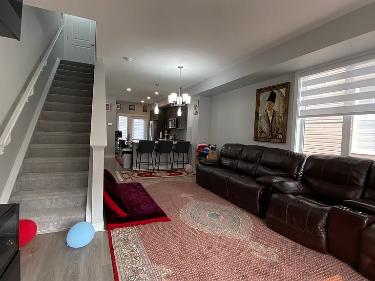 1142 Sage Hill Grv NW — Photo 7