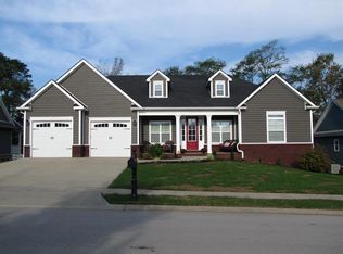 1009 Pinetree Rd, Versailles, KY 40383