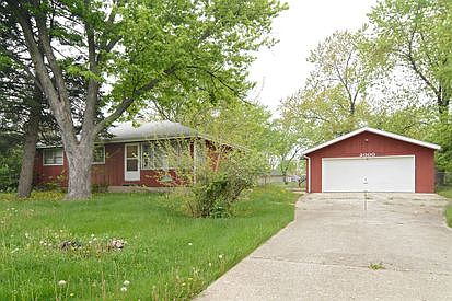 2nd image of 2000 Poplar Ave