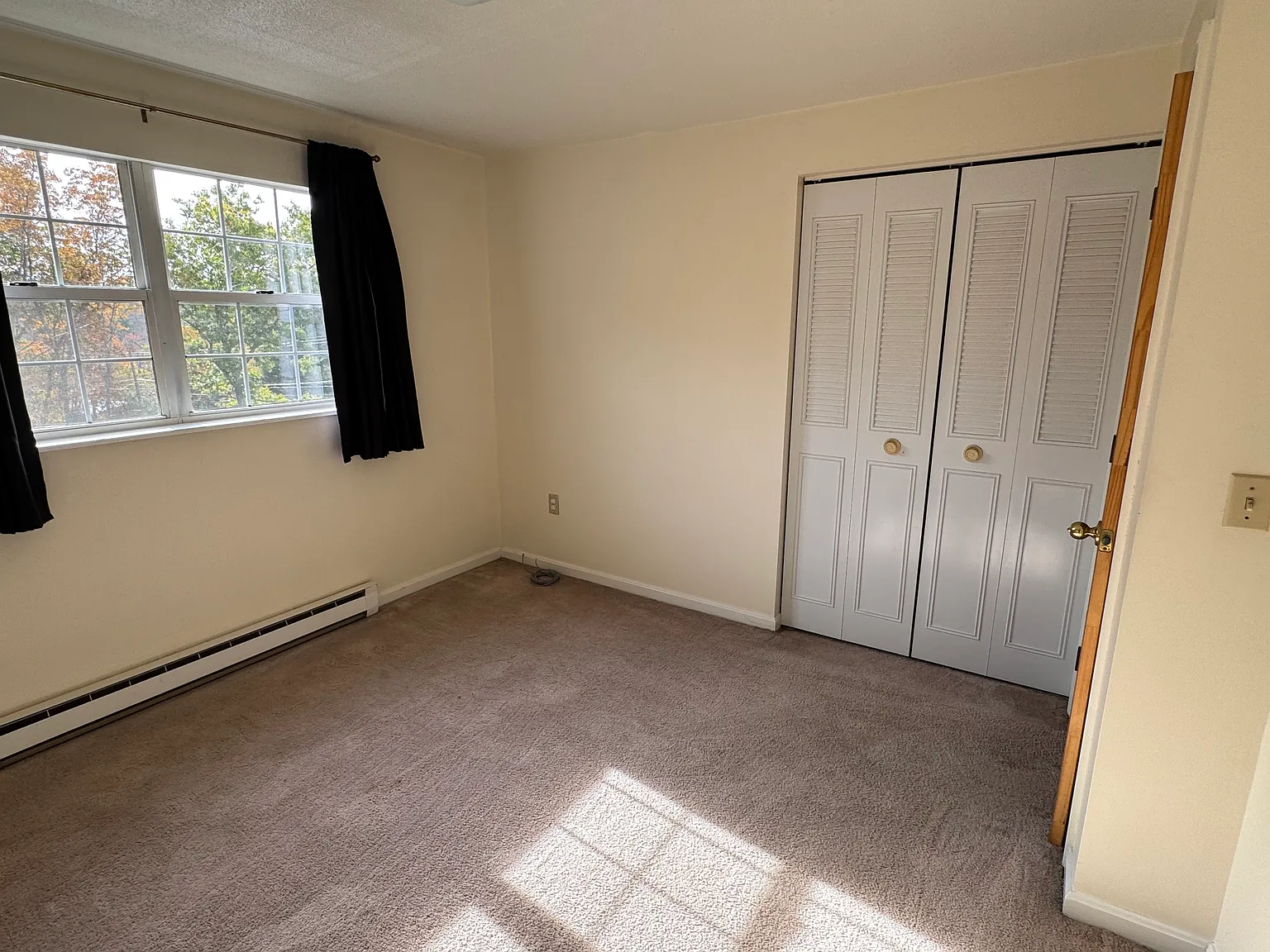 Grafton Colonial Apartments — Photo 3
