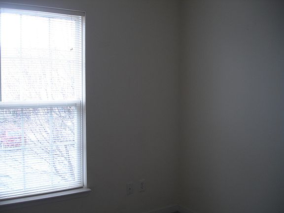 5th image of 9008 Silverbush Dr