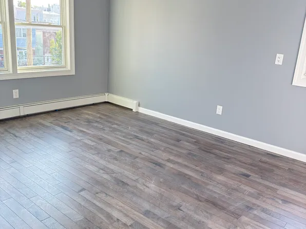 1300 5th Street image 3 of 8