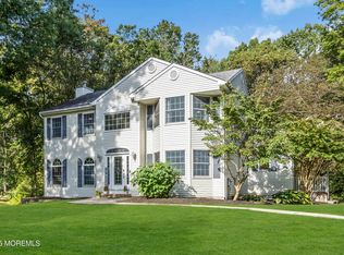 28 Lauren Lane, New Egypt, NJ 08533