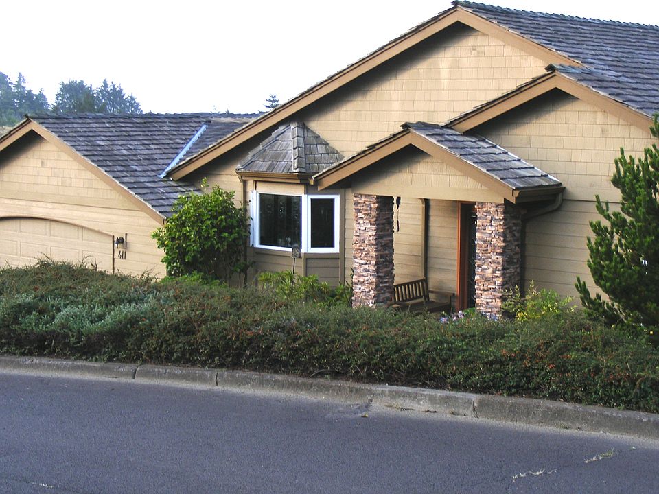 Front exterior 