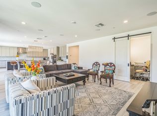 302 Victoria Dr, Brentwood, CA