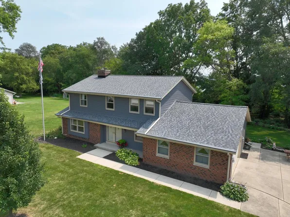 S82W22735 Parkwood TRAIL, Big Bend, WI 53103