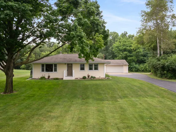 2230 Oleary Rd, Jackson, MI 49201