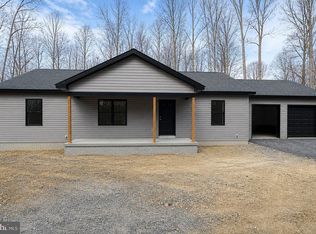 335 Jennifer Ln, Shanks, WV 26761