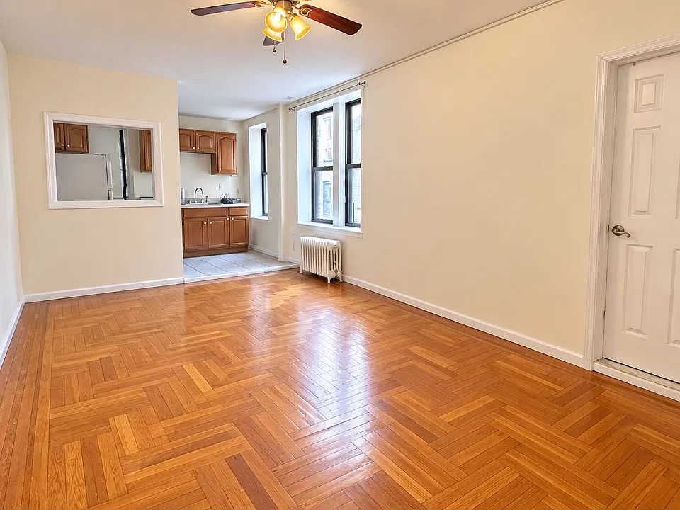 374 Eastern Pkwy #D7