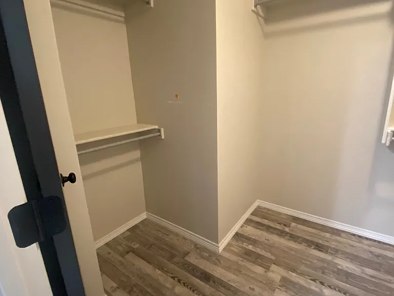 3611 Frontier Ave — Photo 11